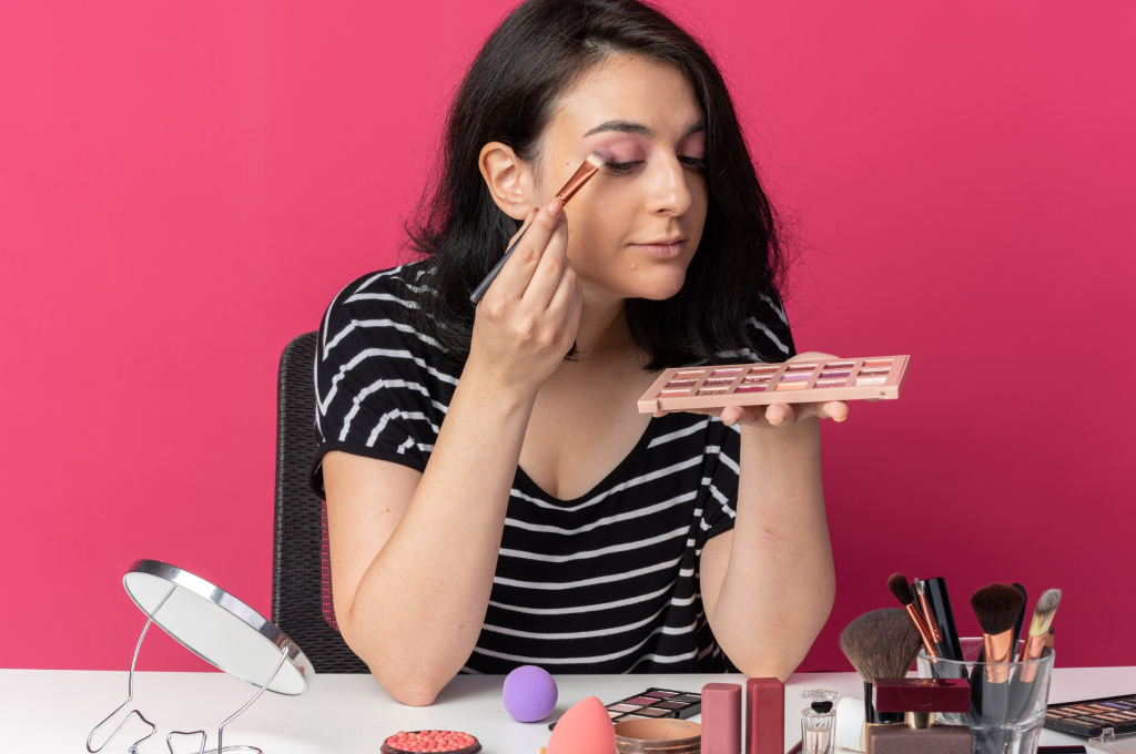 Elige productos de calidad y aptos para los ojos